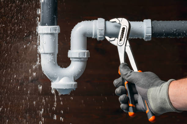 Professional Leak Detection technician working in New Berlinville, PA